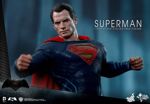 Hot Toys Superman 1/6th Scale Figure
